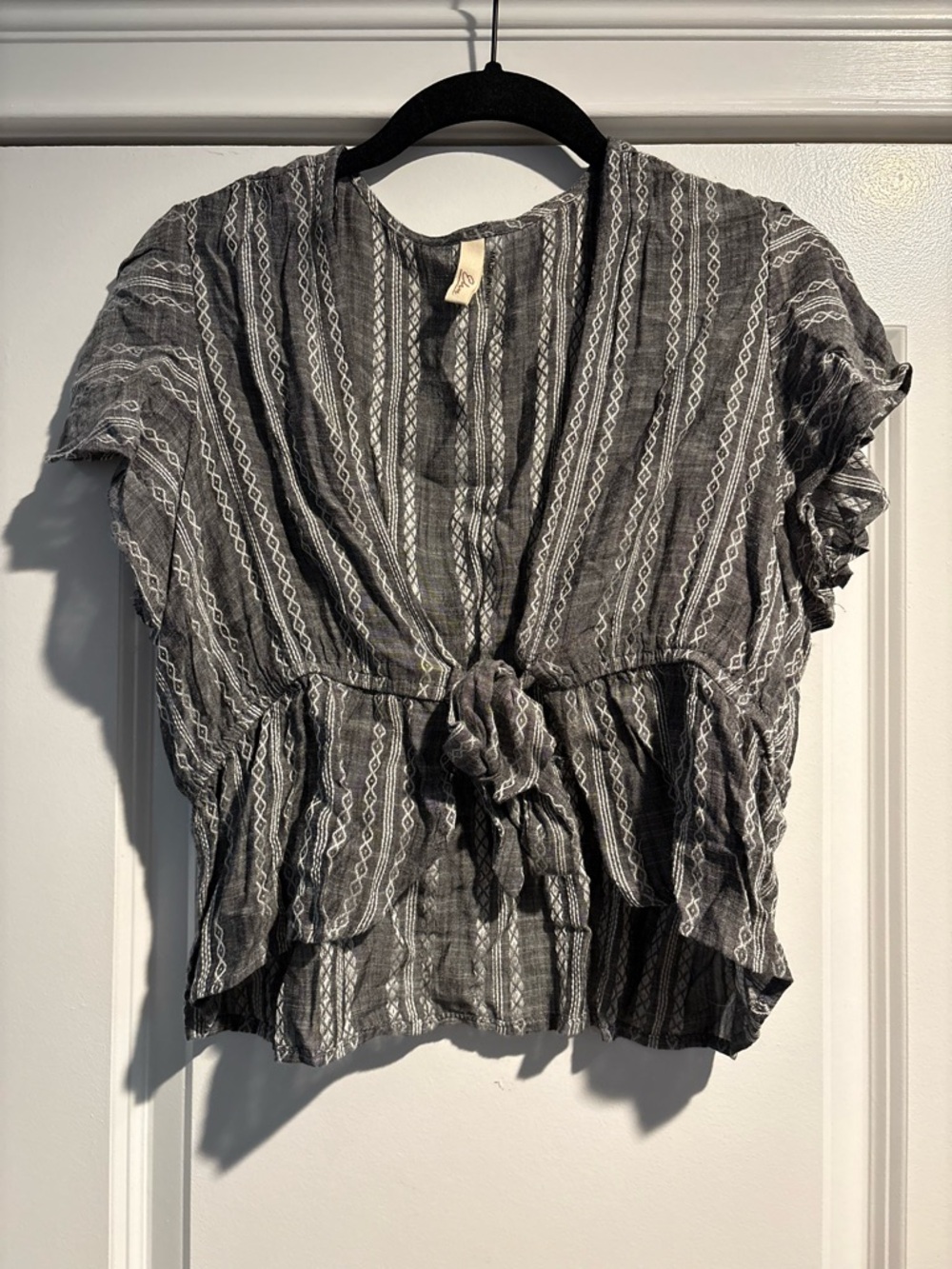 Women’s Boutique Linen Blend  Tie Front Top Wrap Striped Crop Top Size Small